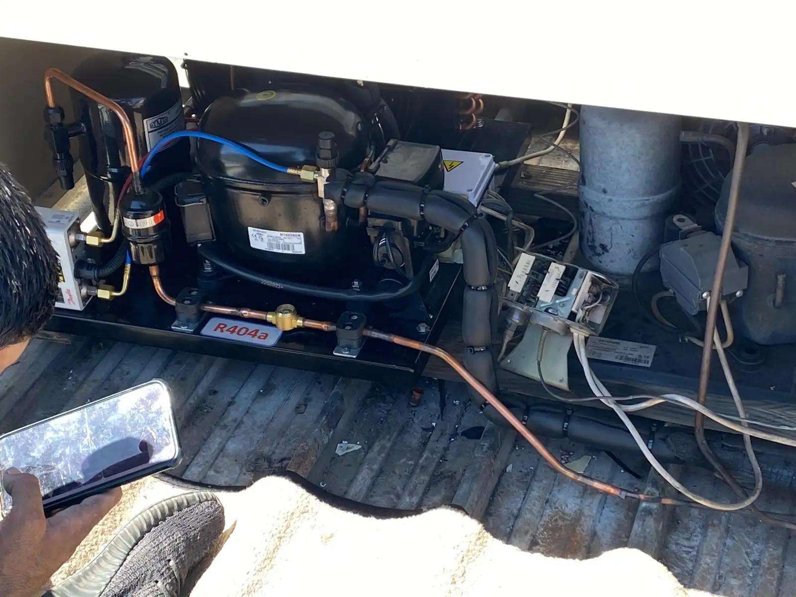 Commercial freezer service