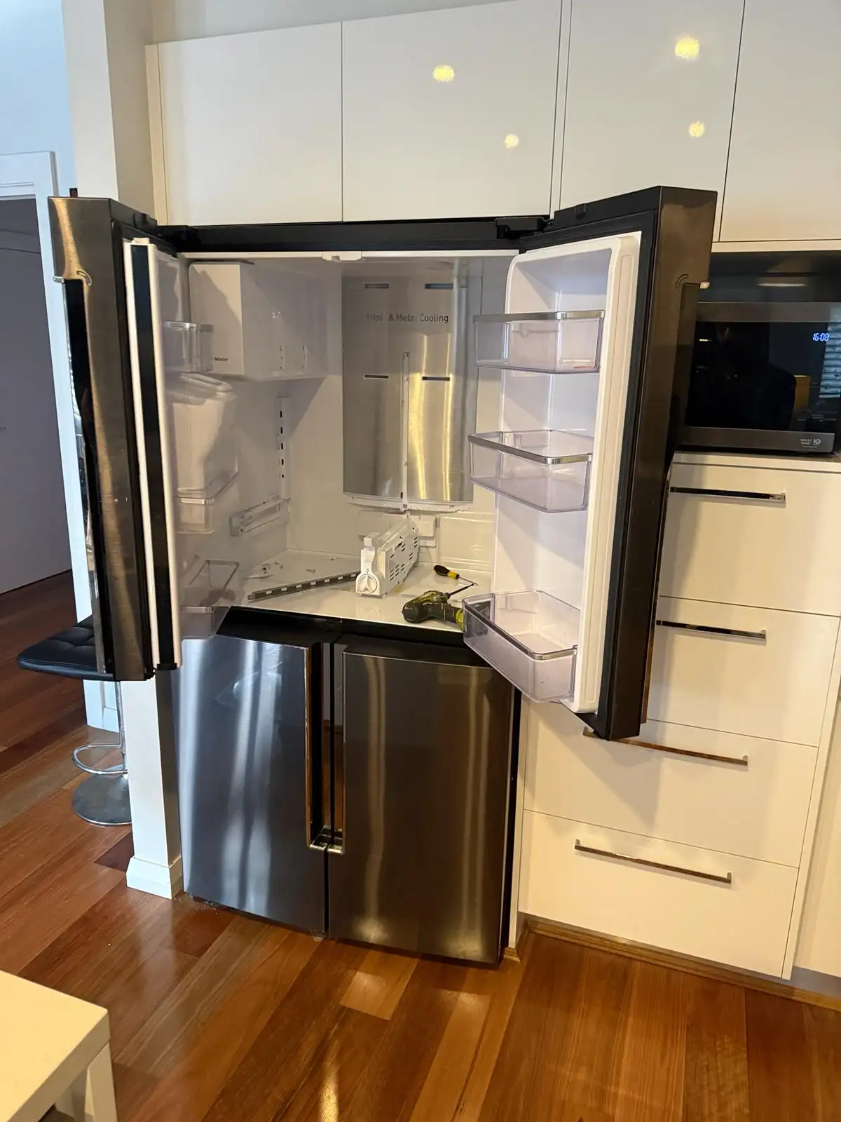 Refrigeration unit servicing